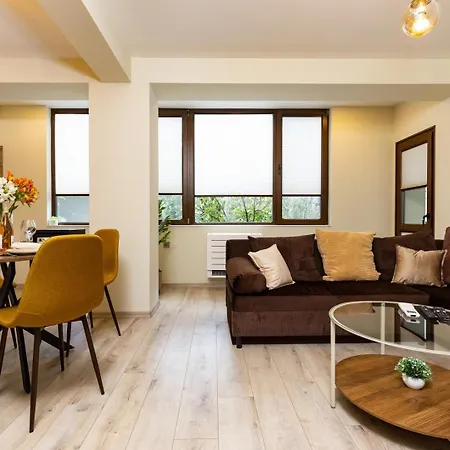 Desi's | Large 3br Next To Old Town & Kapana * Plovdiv