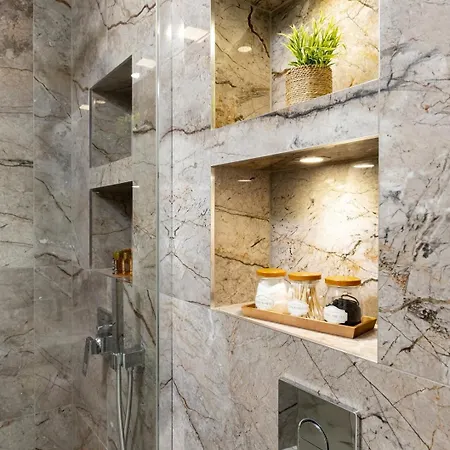 Desi's | Large 3br Next To Old Town & Kapana * Plovdiv