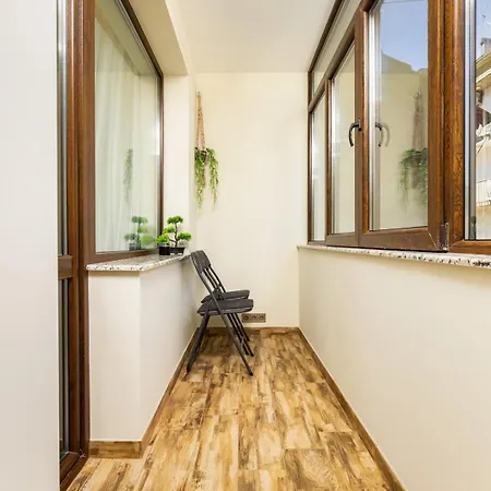 Desi's | Large 3br Next To Old Town & Kapana Appartement Plovdiv